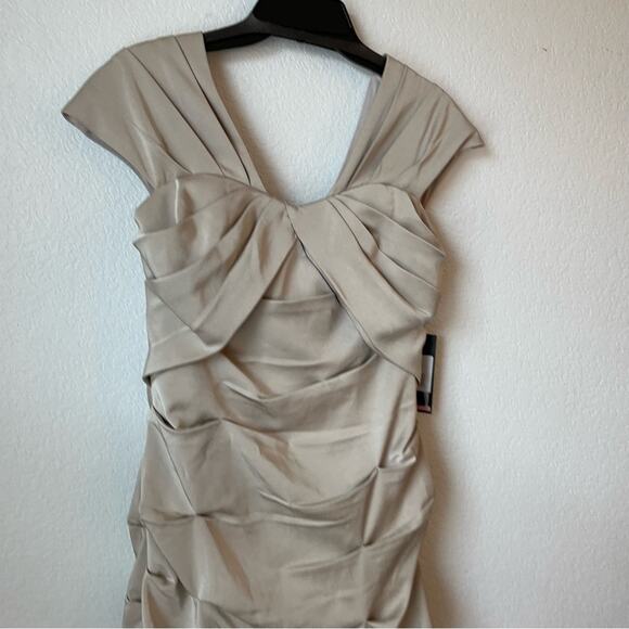 La Femme Gown 29805 - Picture 5 of 7